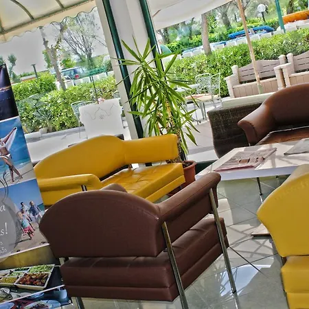 Abahotel 3*
