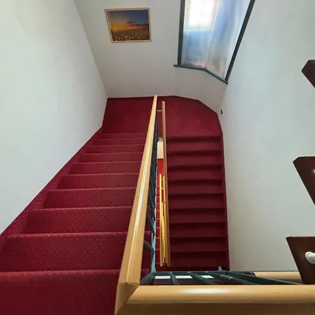 Abahotel 3*