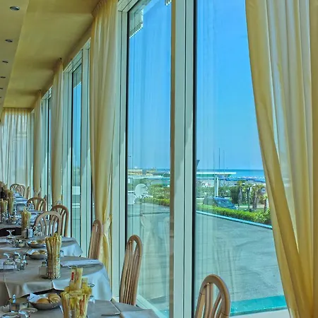 Abahotel Hotel 3*